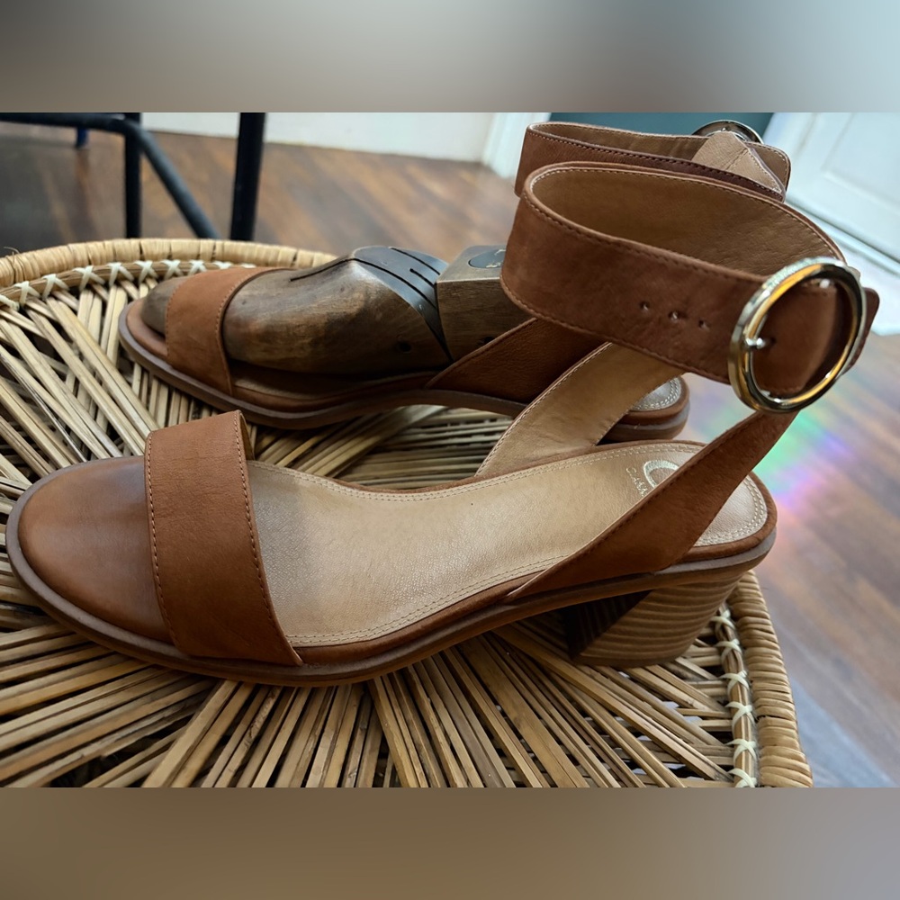 Gianni Bini women’s brown heels - Picture 5 of 8